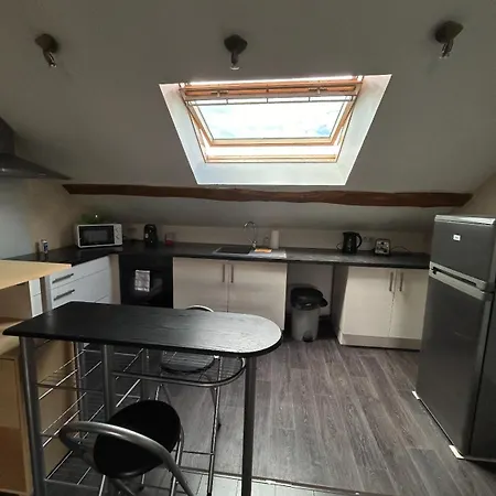 3 Pieces Proche Aix Les Bains Pugny-Chatenod